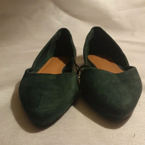 Green faux suede ballet flats - Picture 2 of 6